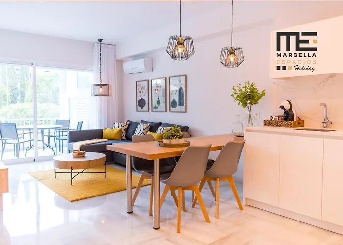 Centrico En Segunda Linea De Playa, Parking, Wifi 609 * Marbella