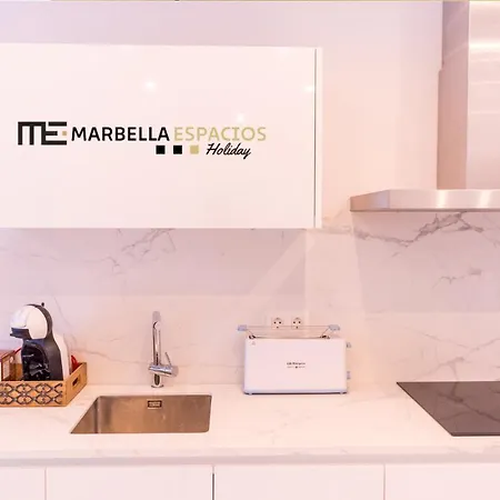 Centrico En Segunda Linea De Playa, Parking, Wifi 609 Apartment Marbella