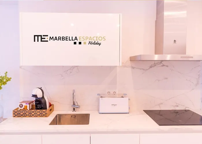 Centrico En Segunda Linea De Playa, Parking, Wifi 609 Apartament Marbella