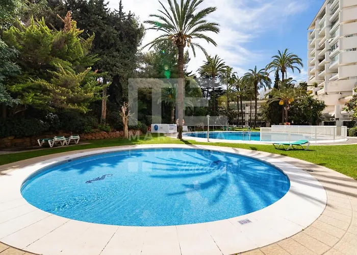 Centrico En Segunda Linea De Playa, Parking, Wifi 609 * Marbella